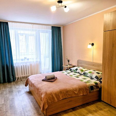 Apartment Home Comfort In Nikolaev Mykolajiv Exteriör bild