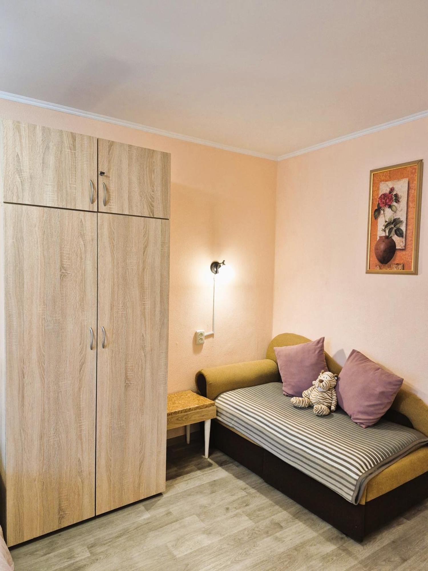 Apartment Home Comfort In Nikolaev Mykolajiv Exteriör bild